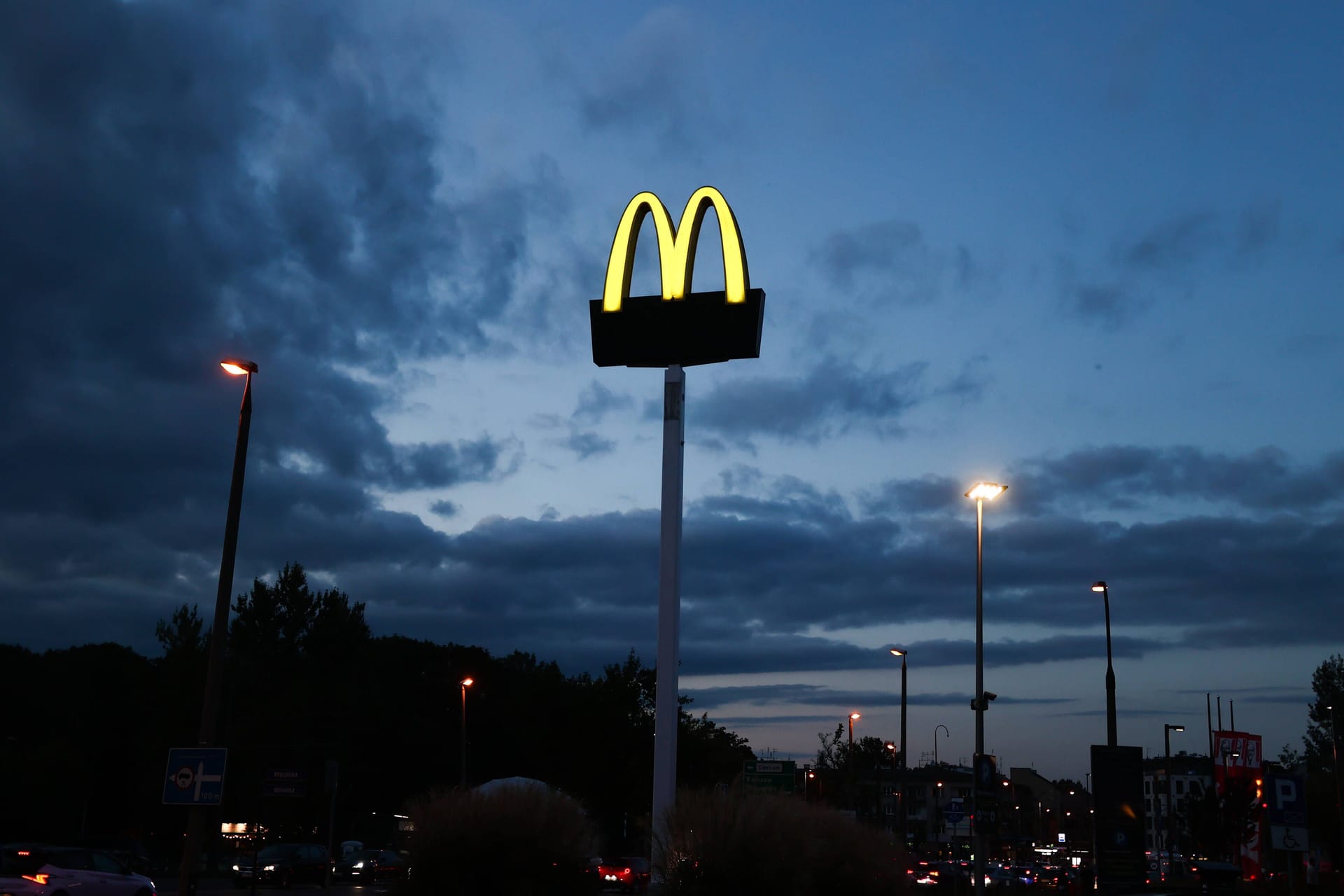 McDonald's: Die Fastfoodkette muss in Kalifornien vor Gericht. McDonald's: Die Fastfoodkette muss in Kalifornien vor Gericht.