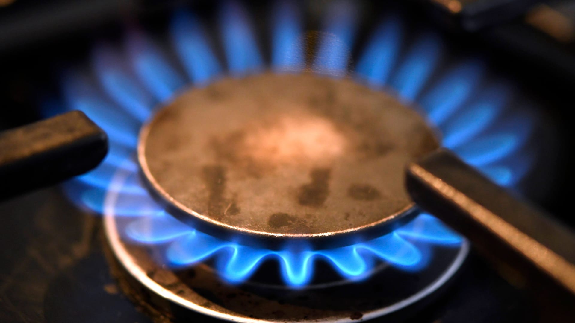 Die Gaspreisbremse soll Bürger entlasten. (Symbolbild)