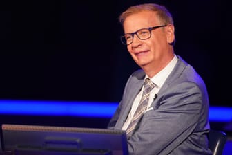 Günther Jauch: Der Moderator sitzt inzwischen seit mehr als 23 Jahren auf seinem Quizstuhl.