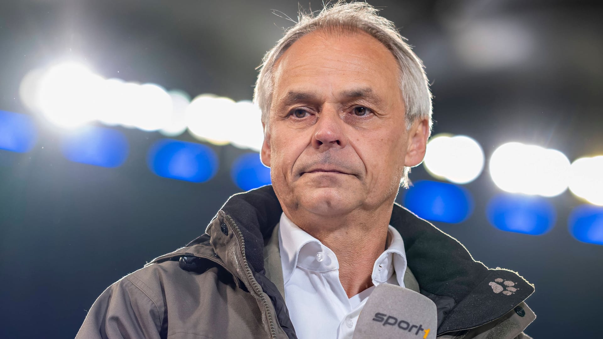 Olaf Thon: Der einstige Schalke-Spieler ist aktuell Klubrepräsentant der Königsblauen. Olaf Thon: Der einstige Schalke-Spieler ist aktuell Klubrepräsentant der Königsblauen.