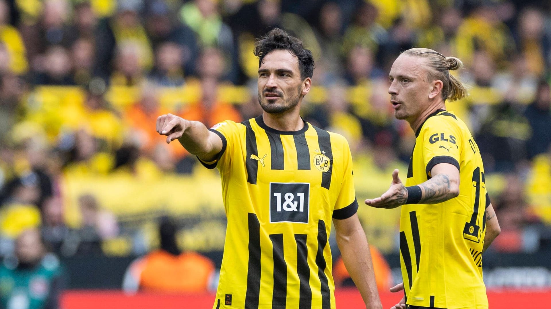 Mats Hummels (l.) und Marius Wolf: Den Dortmundern fehlt nun ein weiterer Leistungsträger. Mats Hummels (l.) und Marius Wolf: Den Dortmundern fehlt nun ein weiterer Leistungsträger.
