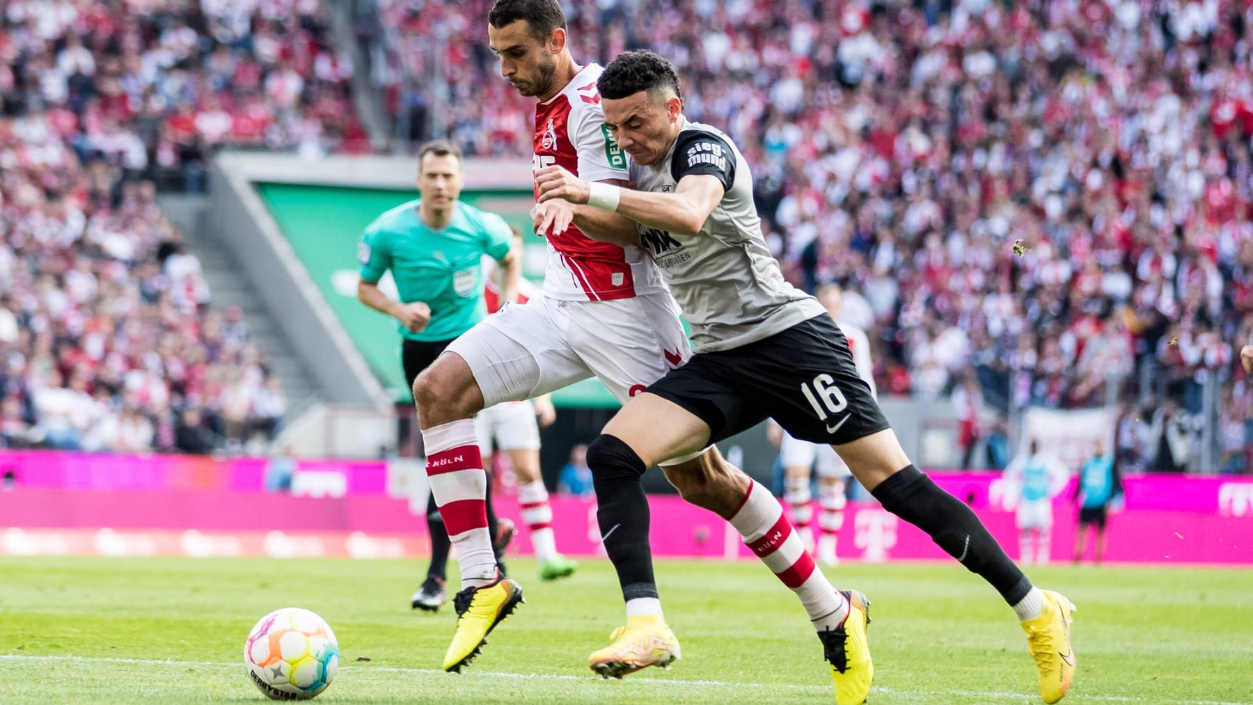 “FC Köln Coach Baumgart Urges Courage in Attacking Game Against Augsburg to End Winless Streak”