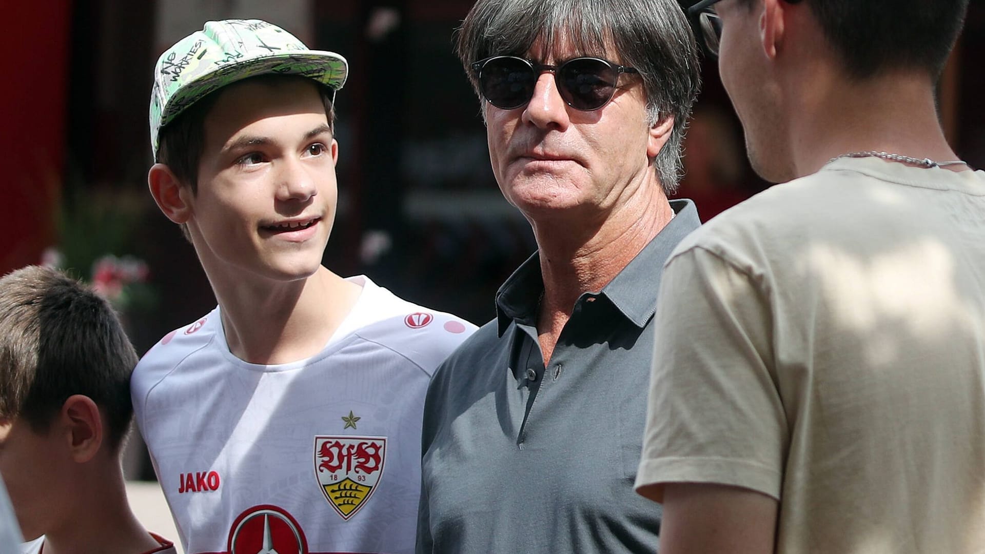 Joachim Löw: Der Ex-Bundestrainer war Ende August an der Geschäftsstelle des VfB Stuttgart zu Gast.