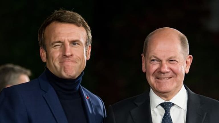 Emmanuel Macron und Olaf Scholz: Die beiden Regierungschefs wollen sich gegenseitig unterstützen.