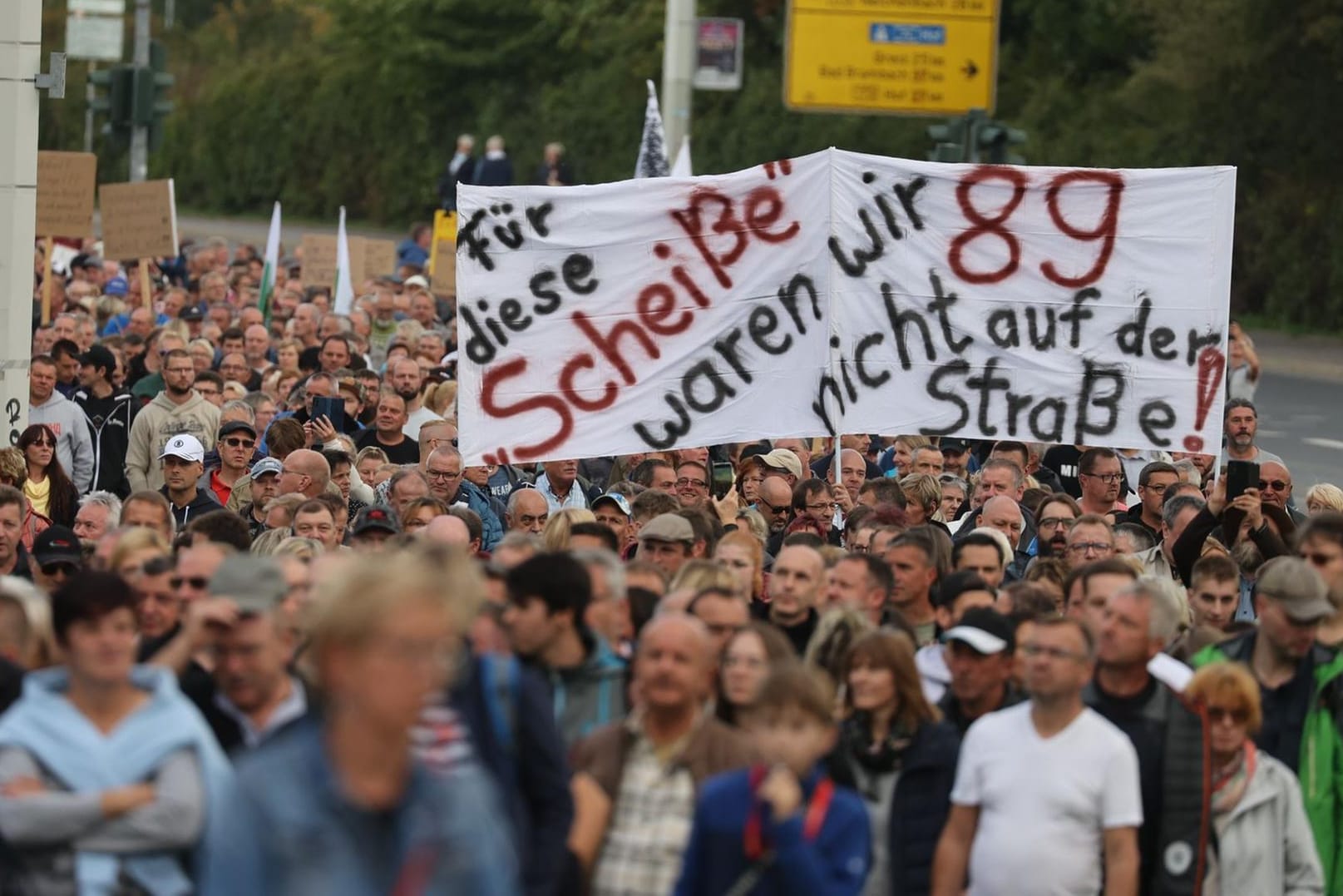 Demonstration in Plauen in Sachsen gegen die Politik der Bundesregierung.