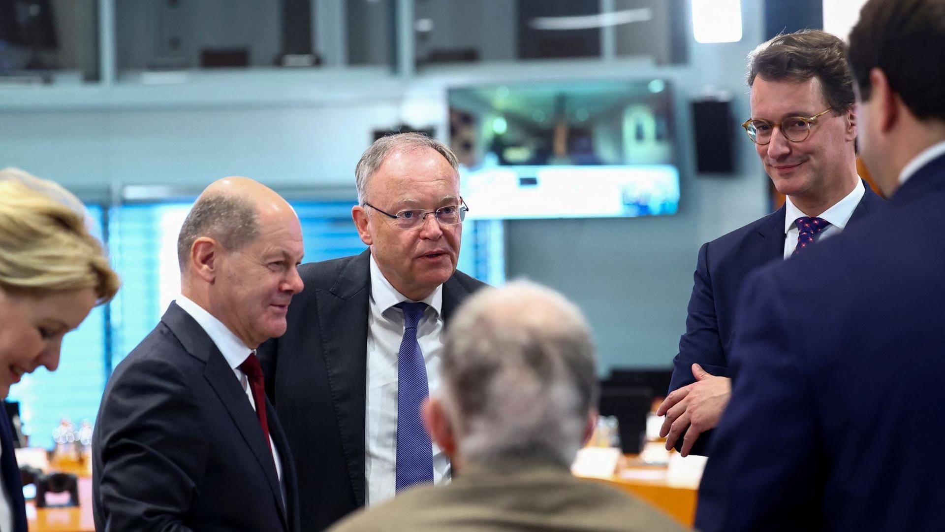 In der Bund-Länder-Runde wurde gestern härter gerungen, als die Fotos den Anschein erweckten.