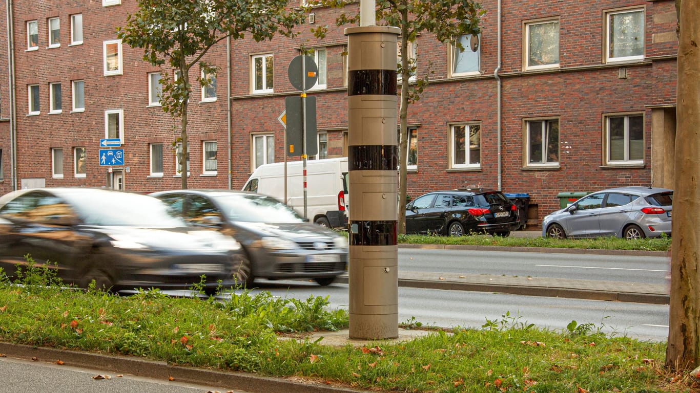 Blitzer im Stadtgebiet von Hannover (Archivbild): Die Stadt profitiert von den Verkehrssündern.
