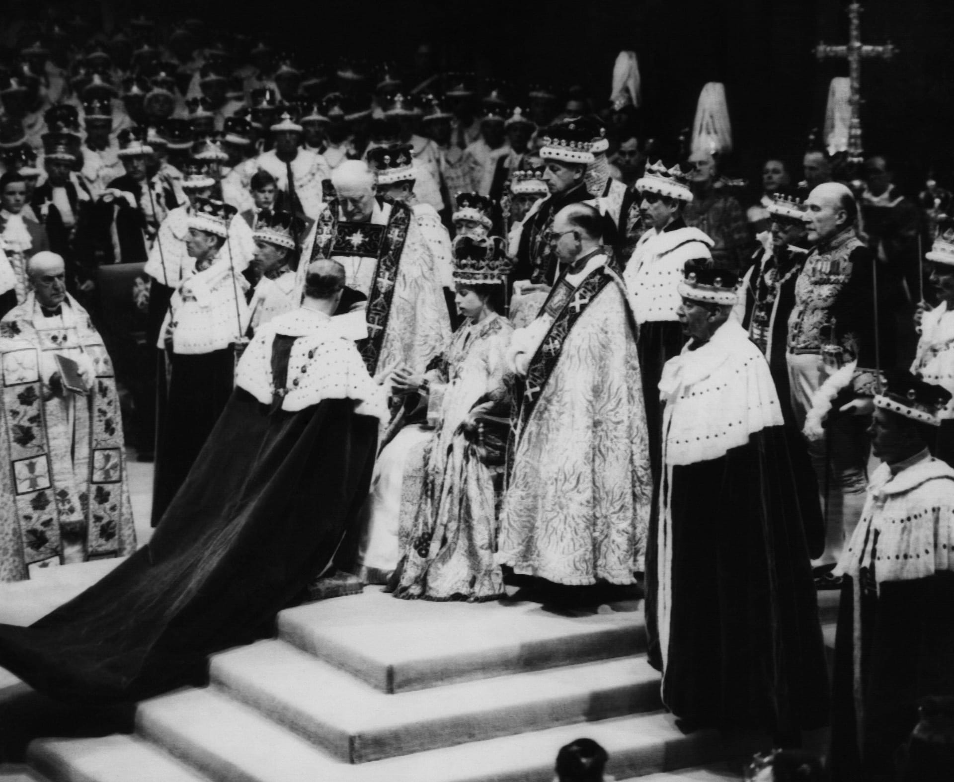 Die Krönung der Queen am 2. Juni 1953 in der Londoner Westminster Abbey