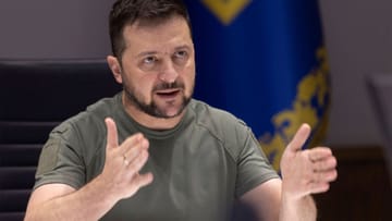 Der ukrainische Präsident Wolodymyr Selenskyj (Archivbild): "Bitte schalten Sie keine unnötigen Elektrogeräte ein."