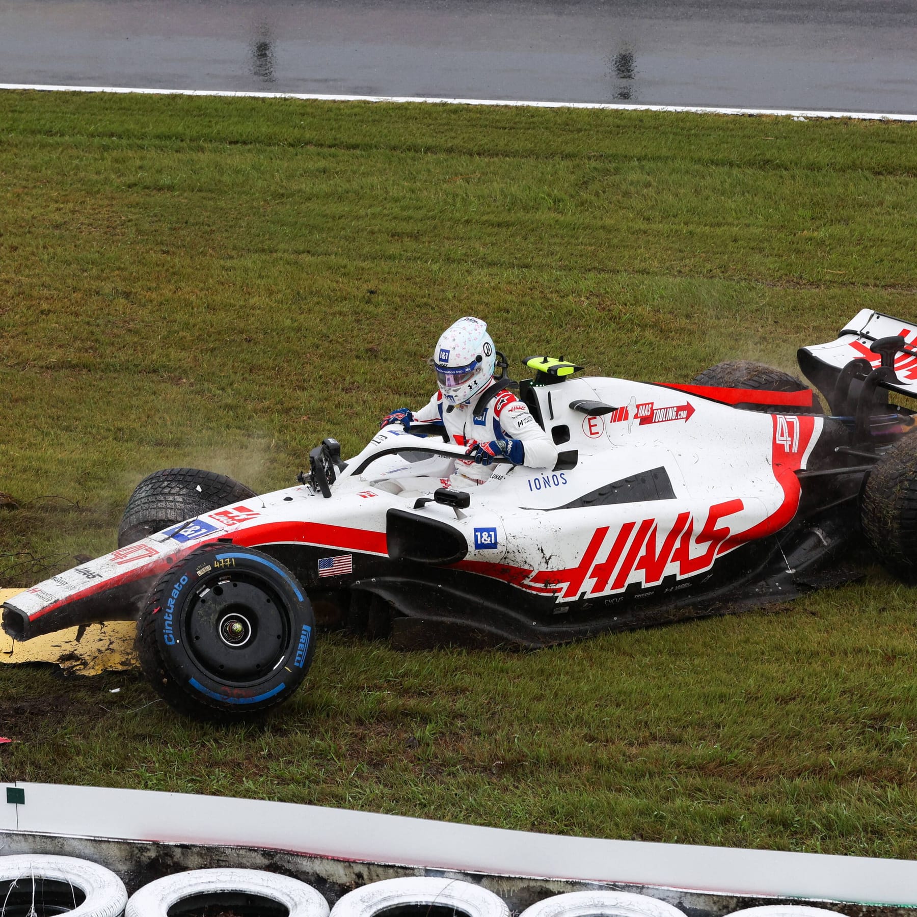 Formel 1 Mick Schumacher verursacht Unfall im Training in Japan