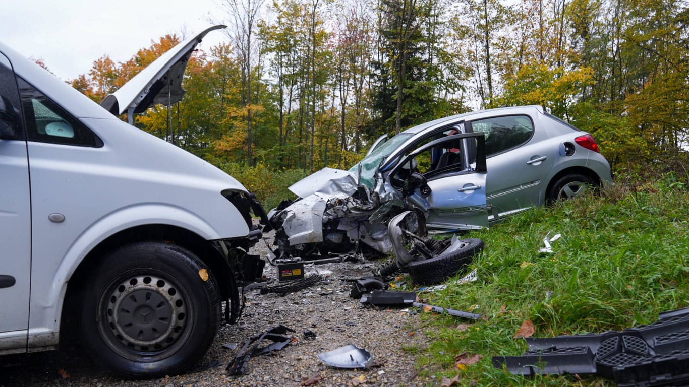 Unfall bei Welzheim - Frontalcrash fordert verletzte