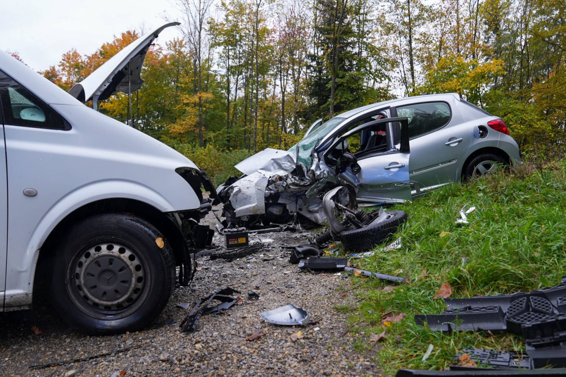 Unfall bei Welzheim - Frontalcrash fordert verletzte