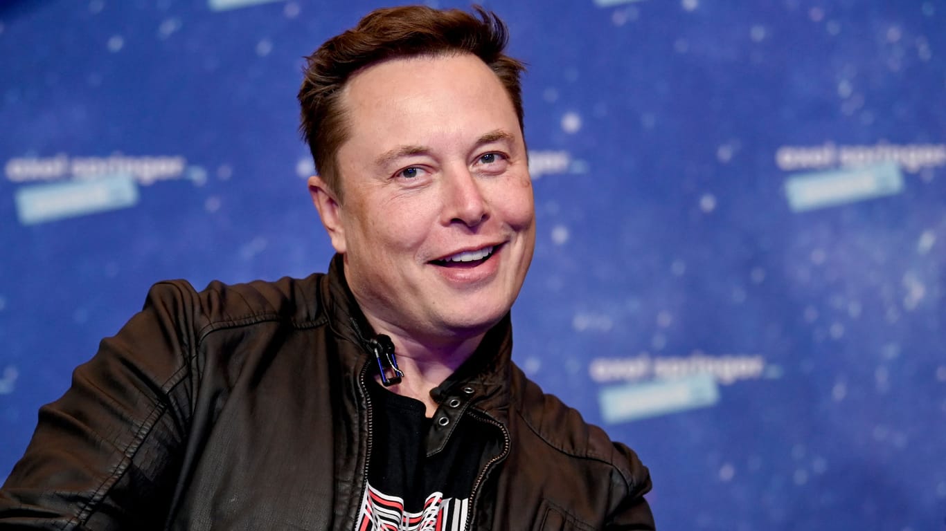Elon Musk: Der Unternehmer soll sich Kanye West zur Brust genommen haben.