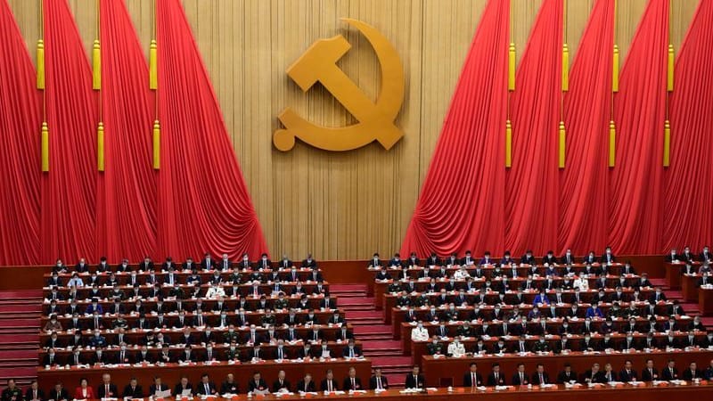 Abschlusszeremonie des Nationalkongresses: Delegierte nehmen in der Großen Halle des Volkes in Peking an der Zeremonie teil.