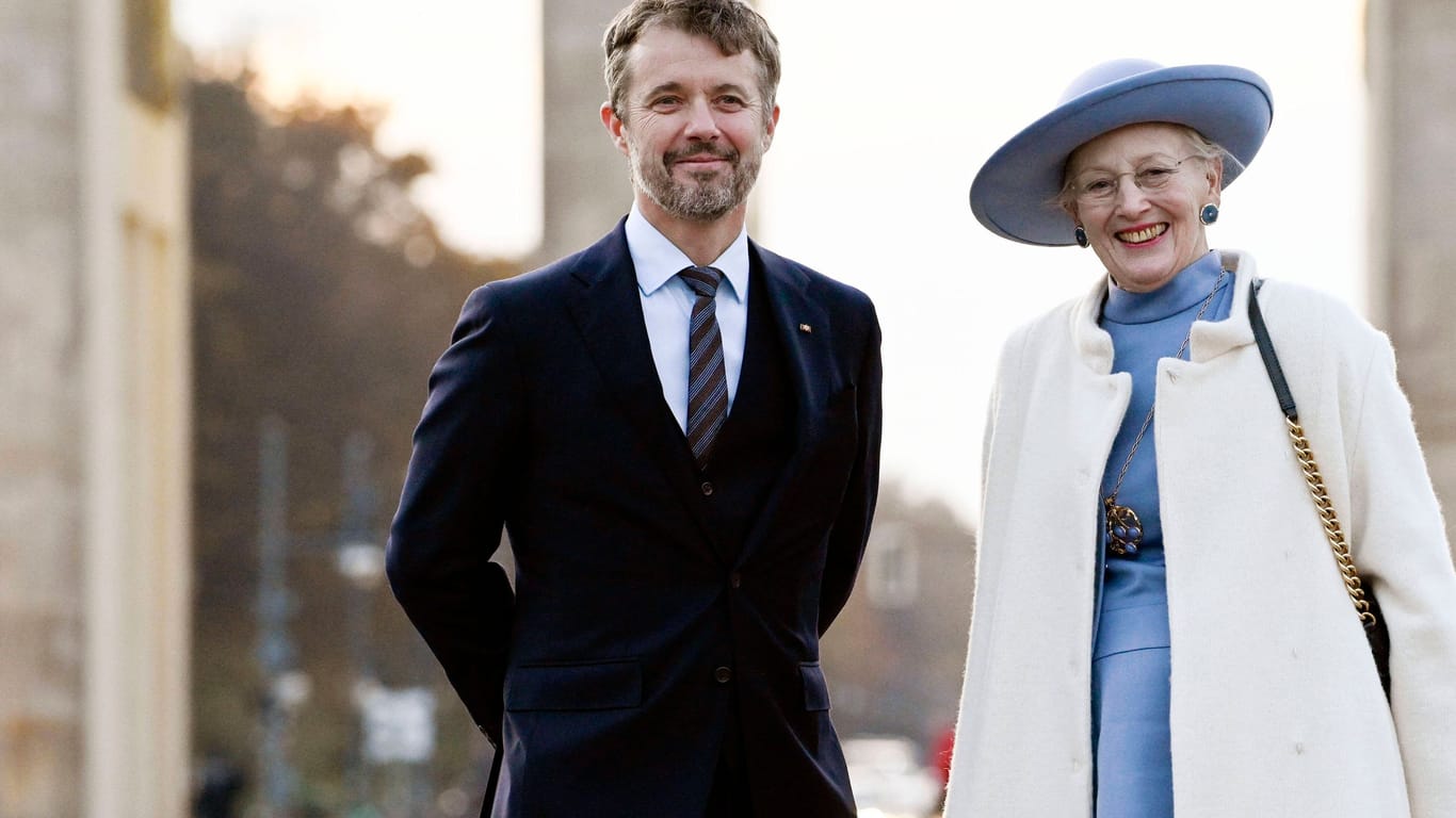 Kronprinz Frederik und Königin Margrethe II.: Er steht hinter der Entscheidung seiner Mutter im Titelstreit.