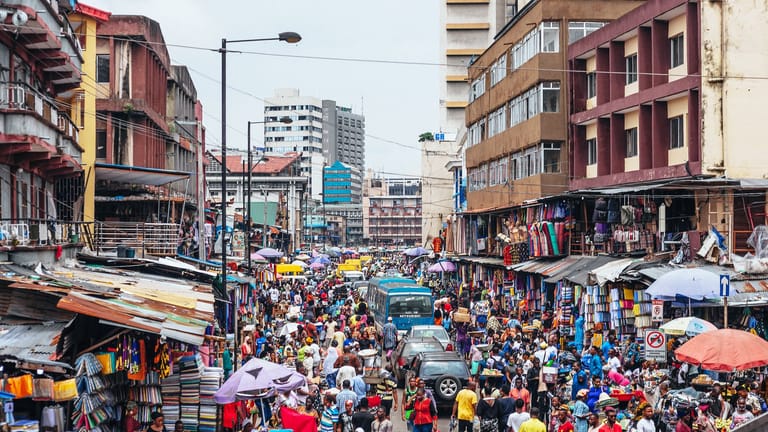Nigeria hat die größte Bevölkerungsdichte in Afrika.