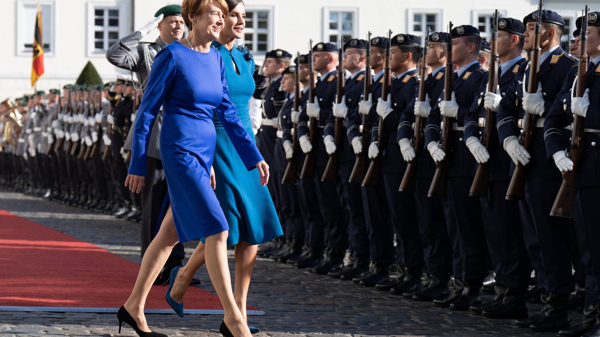 Seite an Seite: Elke Büdenbender und Königin Letizia in Berlin