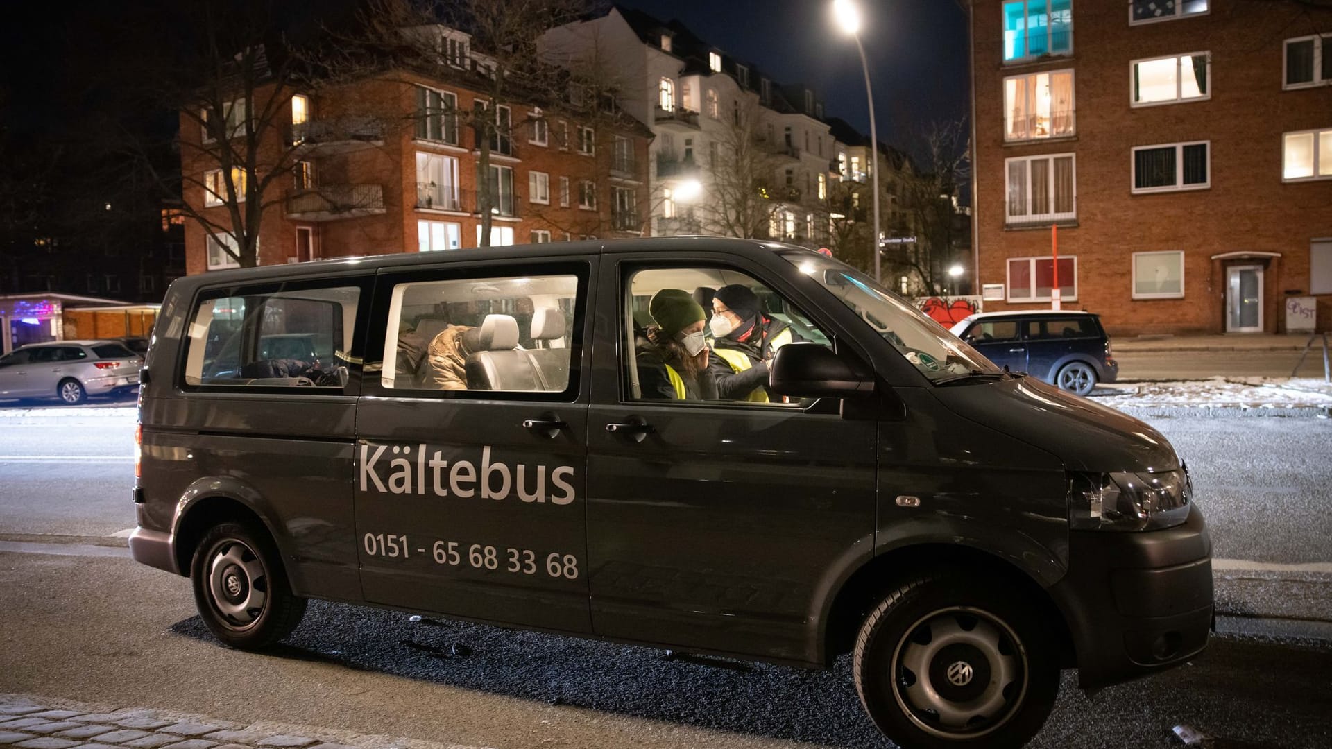 Der Hamburger Kältebus (Archivbild): An eisigen Tagen wird der Bus bis zu 50 Mal gerufen. Der Hamburger Kältebus (Archivbild): An eisigen Tagen wird der Bus bis zu 50 Mal gerufen.