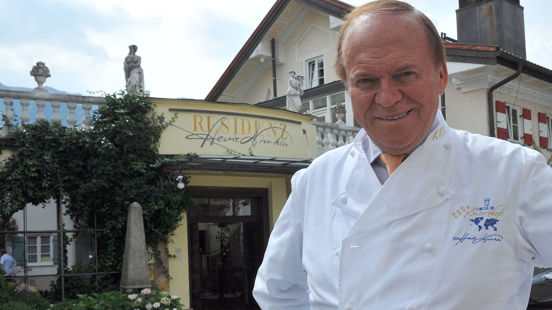Chef estrella Heinz Winkler en coma después de colapsar