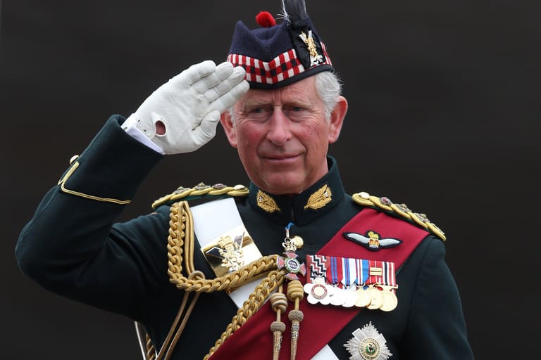2011: Am 20. April übernahm Charles den Titel als am längsten amtierende direkte Thronfolger der britischen Monarchie.