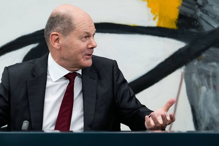 Olaf Scholz (SPD): Die Union kritisiert den Bundeskanzler nach dem Bund-Länder-Treffen scharf.