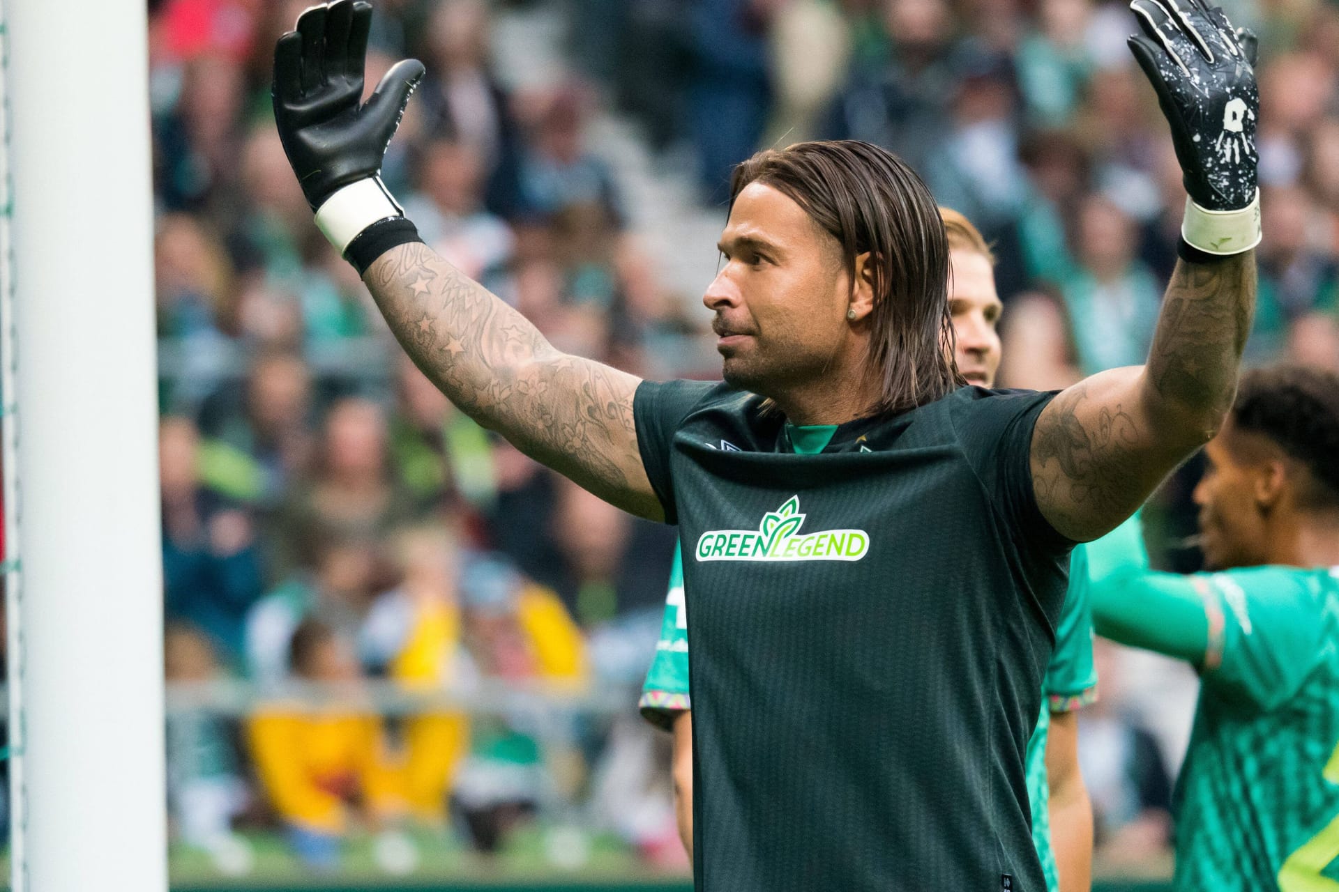 Tim Wiese (Archivbild): Der Ex-Keeper spielt nicht mehr für Werders Traditionsmannschaft.