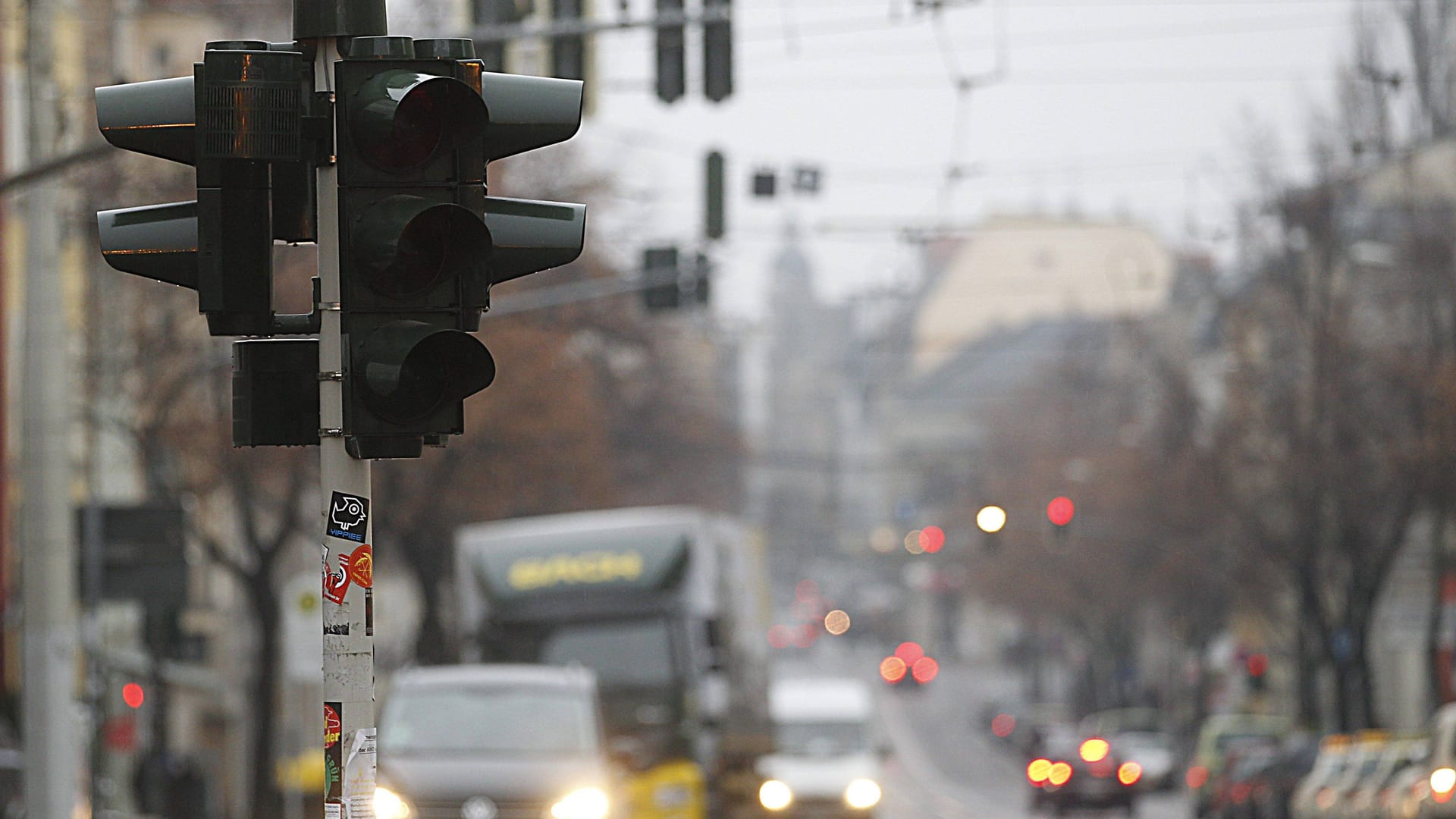 Ausgeschaltete Ampel in Berlin (Archivbild):