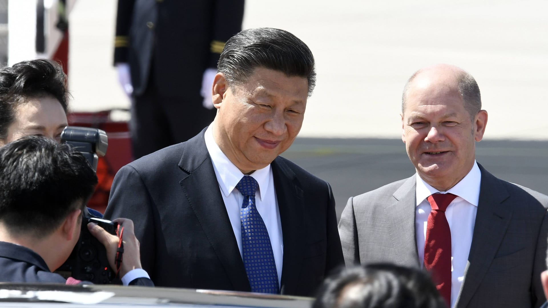 Xi Jinping und Olaf Scholz (Archivbild): Am Donnerstag wird Olaf Scholz nach China reisen.