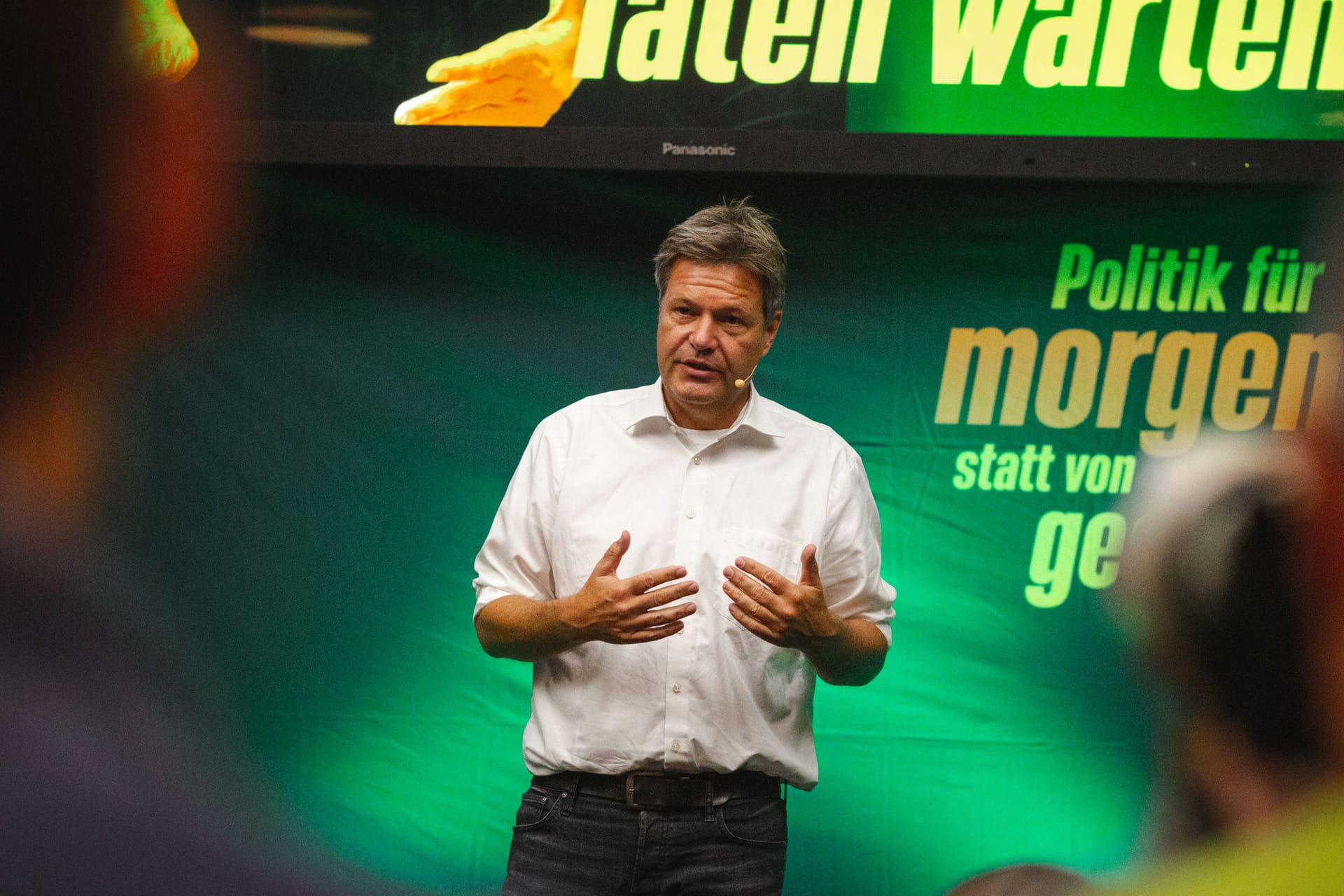 Robert Habeck machte am Montagabend Wahlkampf für die Grünen in Hannover. Am 9. Oktober wählt Niedersachsen seinen neuen Landtag.