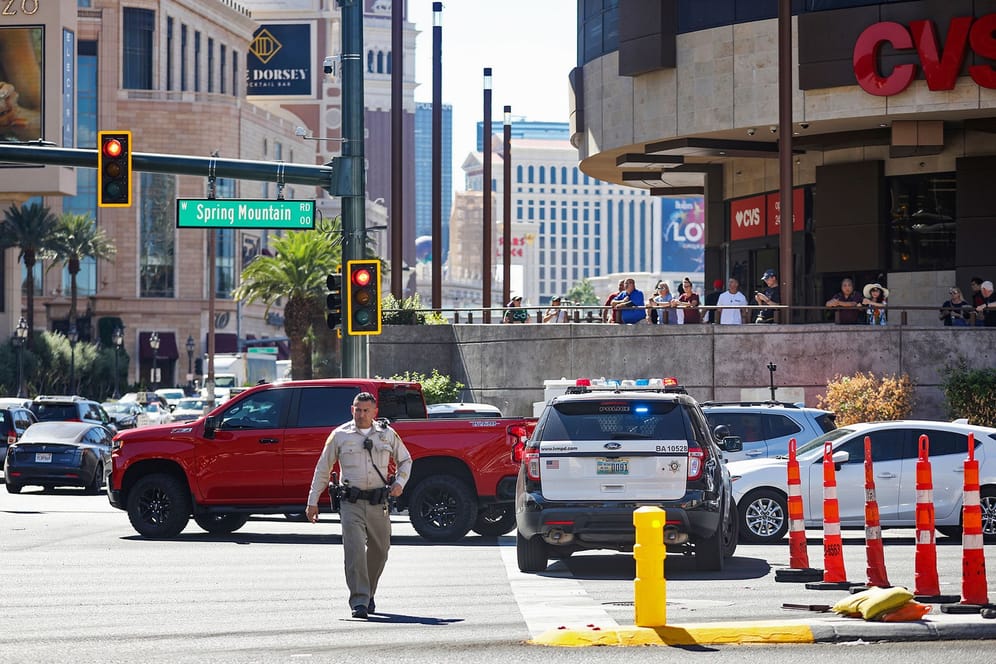 Polizeiermittlungen in Las Vegas: Ein mutmaßlicher Täter wurde festgenommen – die Hintergründe sind noch unklar.