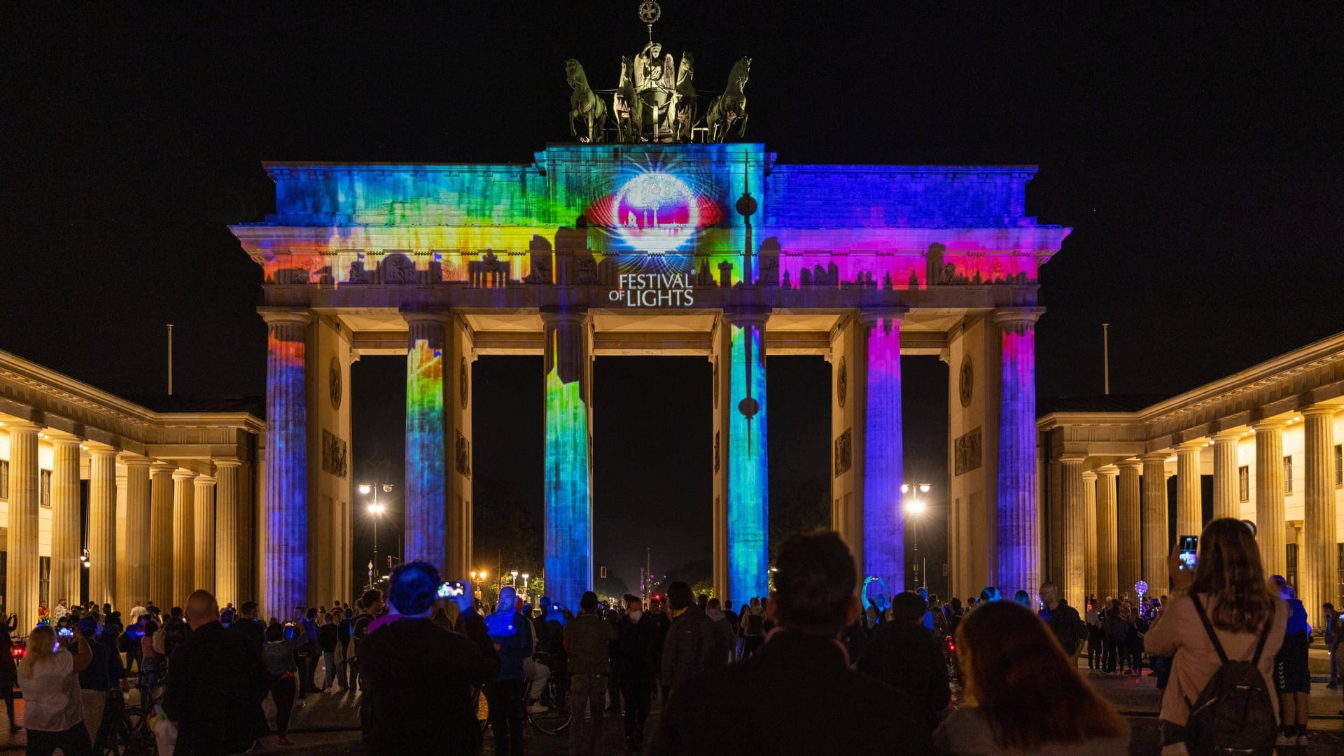 Das Festival of Lights 2021 (Archivbild): In diesem Jahr gibt es das Event in energiesparender Form. Das Festival of Lights 2021 (Archivbild): In diesem Jahr gibt es das Event in energiesparender Form.