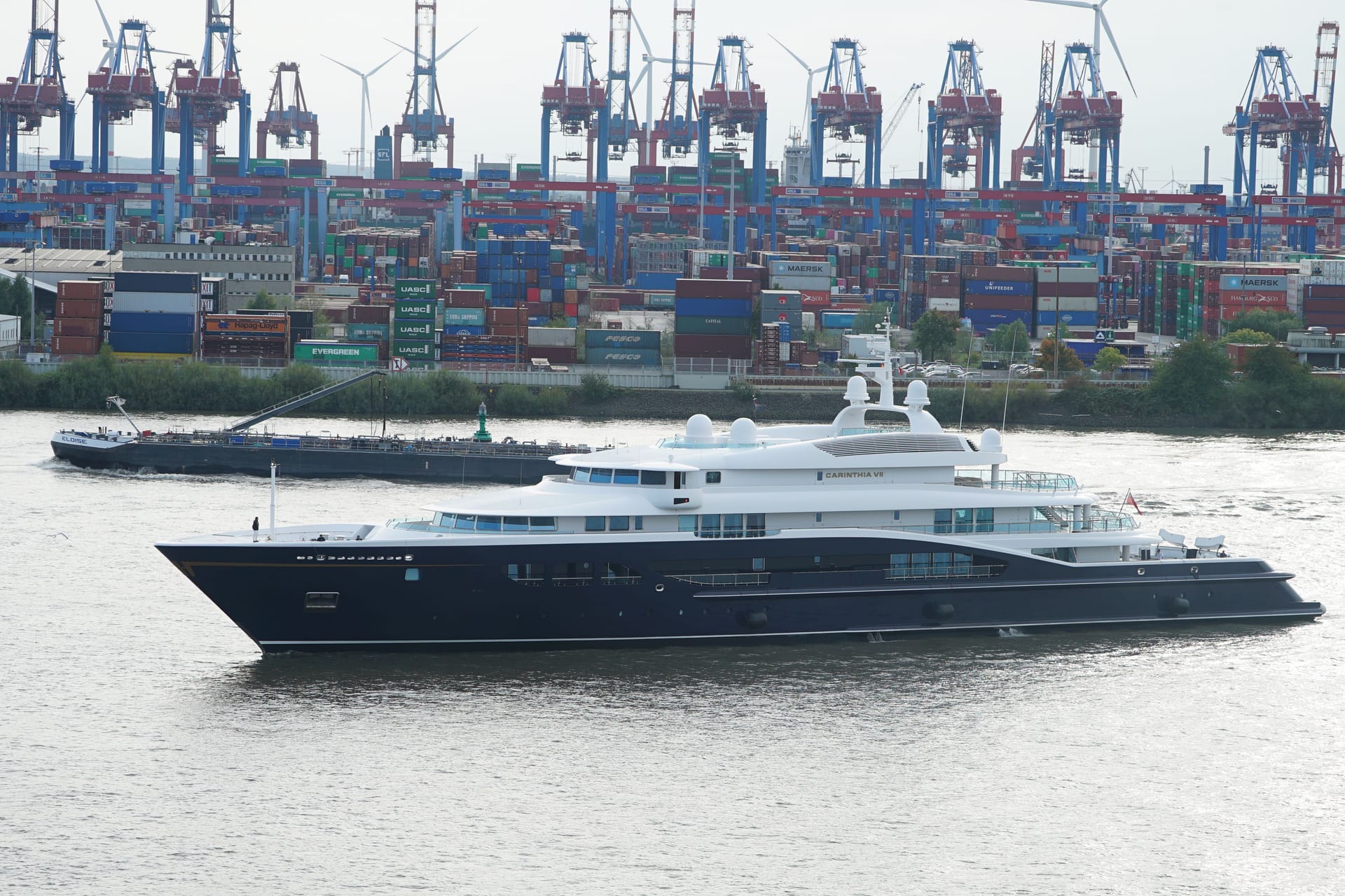 Die "Carinthia VII" in Hamburg: Die Jacht gehörte der Kaufhauserbin Heidi Horten.