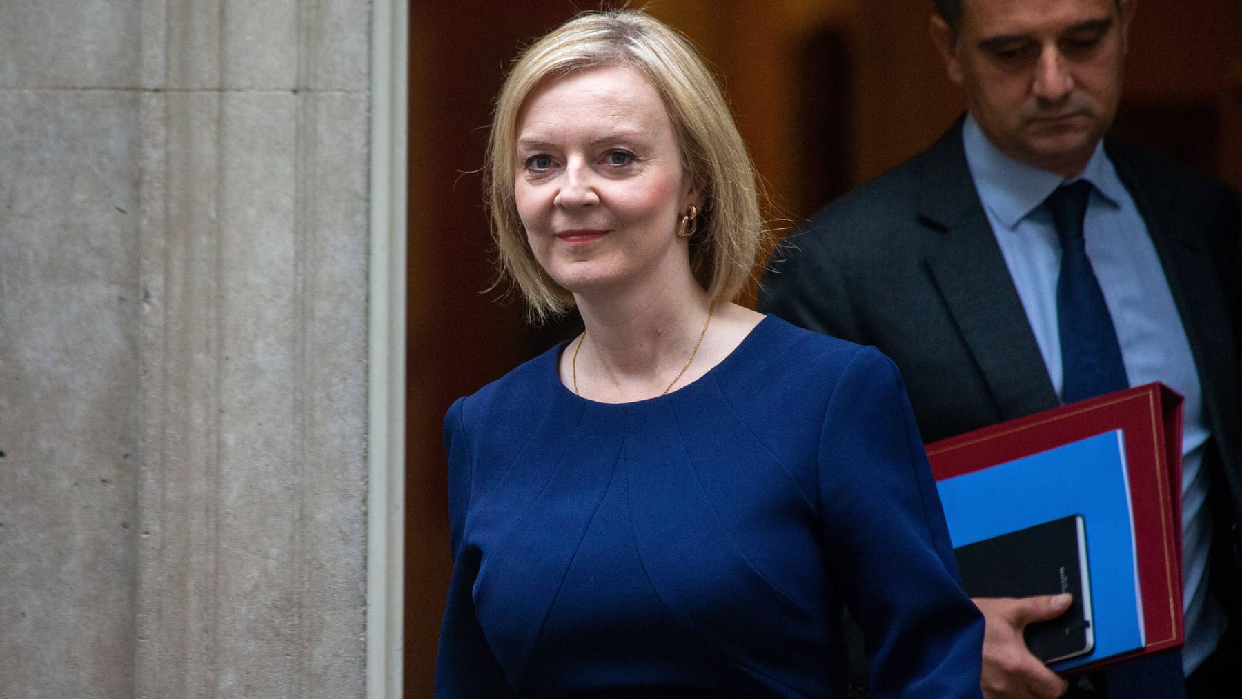 Liz Truss fires the Secretary of State: “serious misconduct”