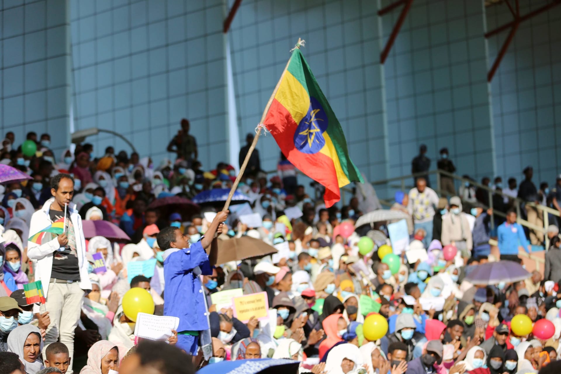 Demonstration in Addis Abeba, Äthiopien: Mindestens zwei Millionen Menschen wurden wegen des Tigray-Konflikts vertrieben.