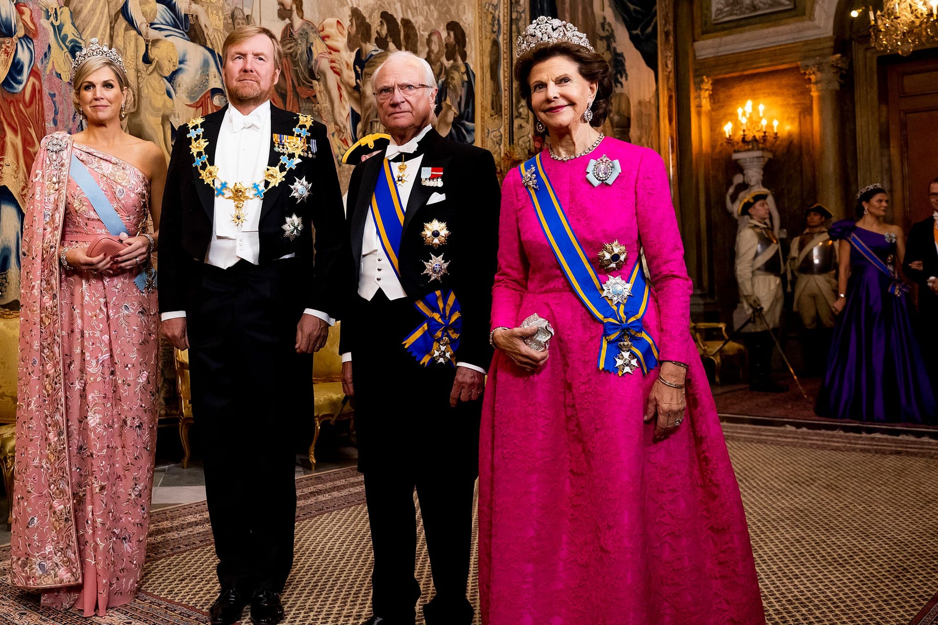 Königin Máxima und König Willem-Alexander mit König Carl Gustaf und Königin Silvia: Die Schweden luden am Dienstag zum Staatsbankett.