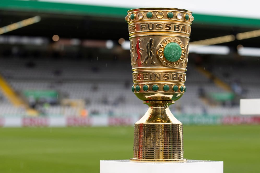 Der DFB-Pokal: Das Objekt der Begierde.