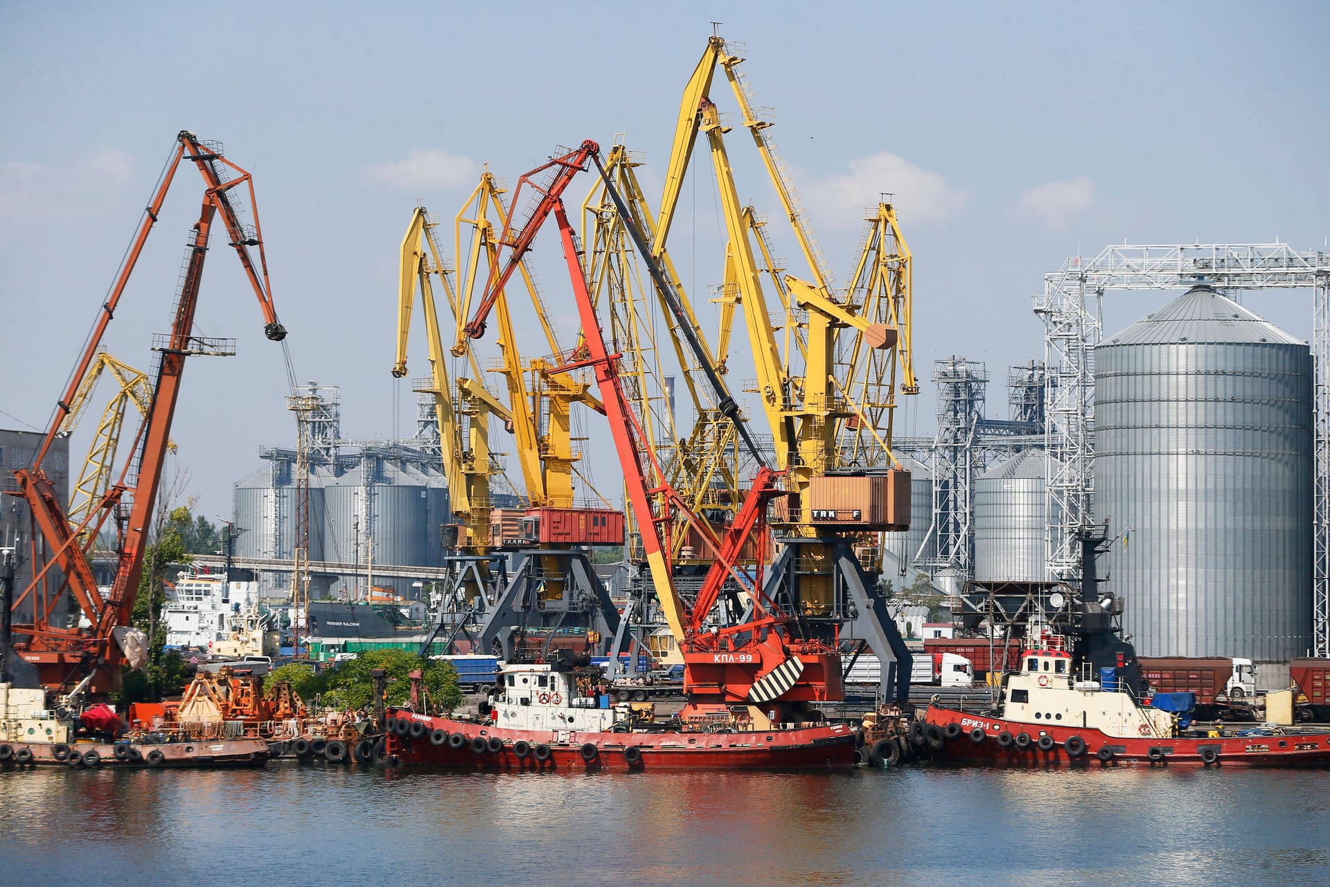 Der Hafen von Odessa (Archivbild): Ukraine braucht Einnahmen aus dem Verkauf von Getreide.