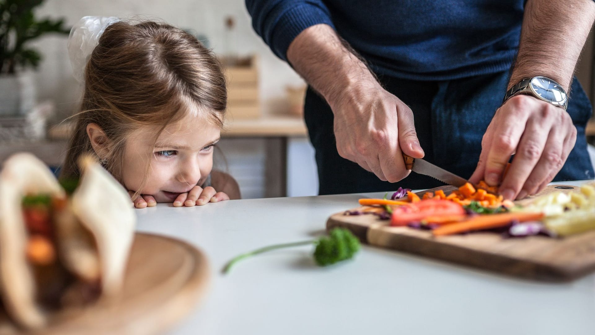 Reich an Nährstoffen: Obst und Gemüse enthalten viele Vitamine und andere Inhaltsstoffe, die für die gesunde Entwicklung wichtig sind.