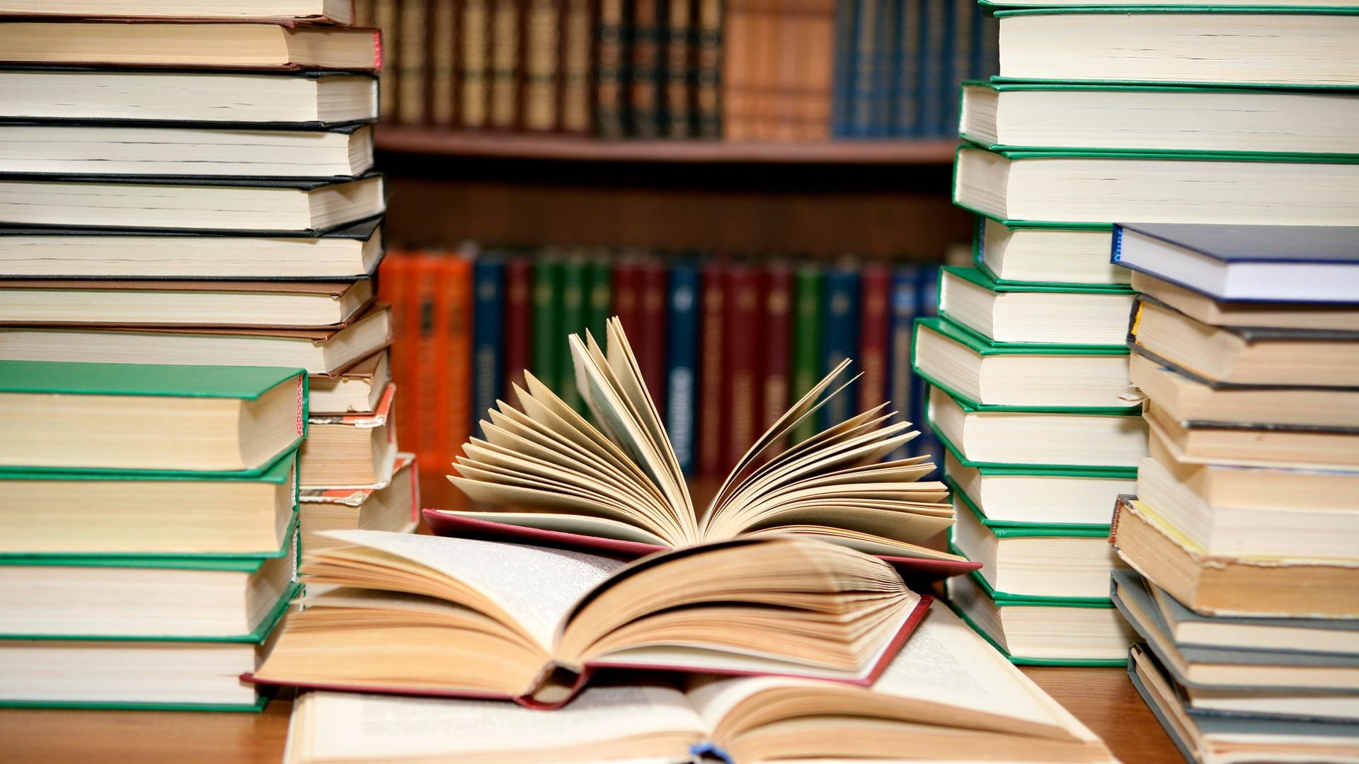 Thesaurus: Die umfangreiche Datenbank von Synonymen und Antonymen für das Schreiben von Texten und für Recherchen. Thesaurus: Die umfangreiche Datenbank von Synonymen und Antonymen für das Schreiben von Texten und für Recherchen.