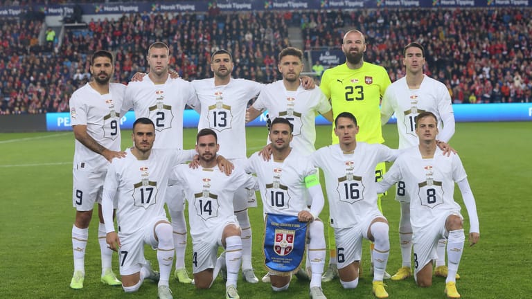 Der Kader der serbischen Nationalmannschaft im September beim Länderspiel gegen Norwegen.