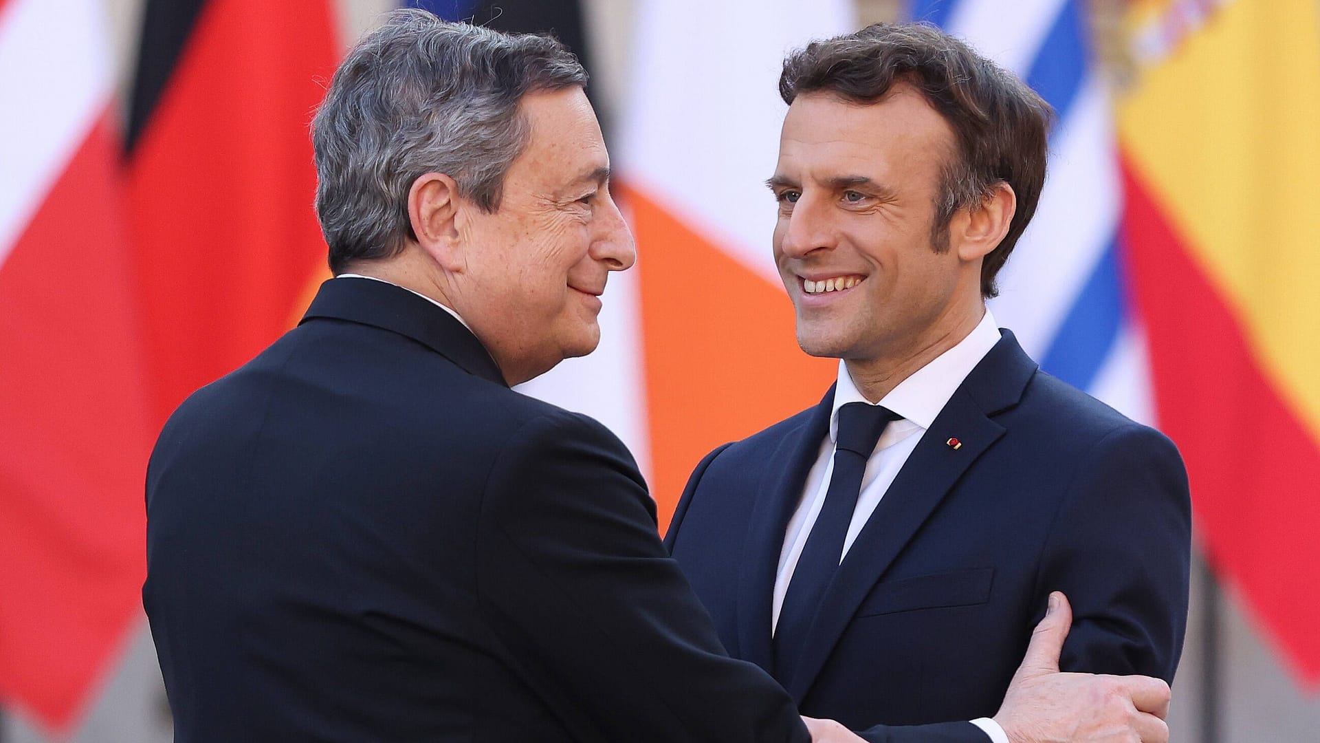 Italiens Ministerpräsident Mario Draghi und Frankreichs Präsident Emmanuel Macron: Italien und Frankreich haben bereits Lösungsansätze für die steigenden Energiekosten gefunden.