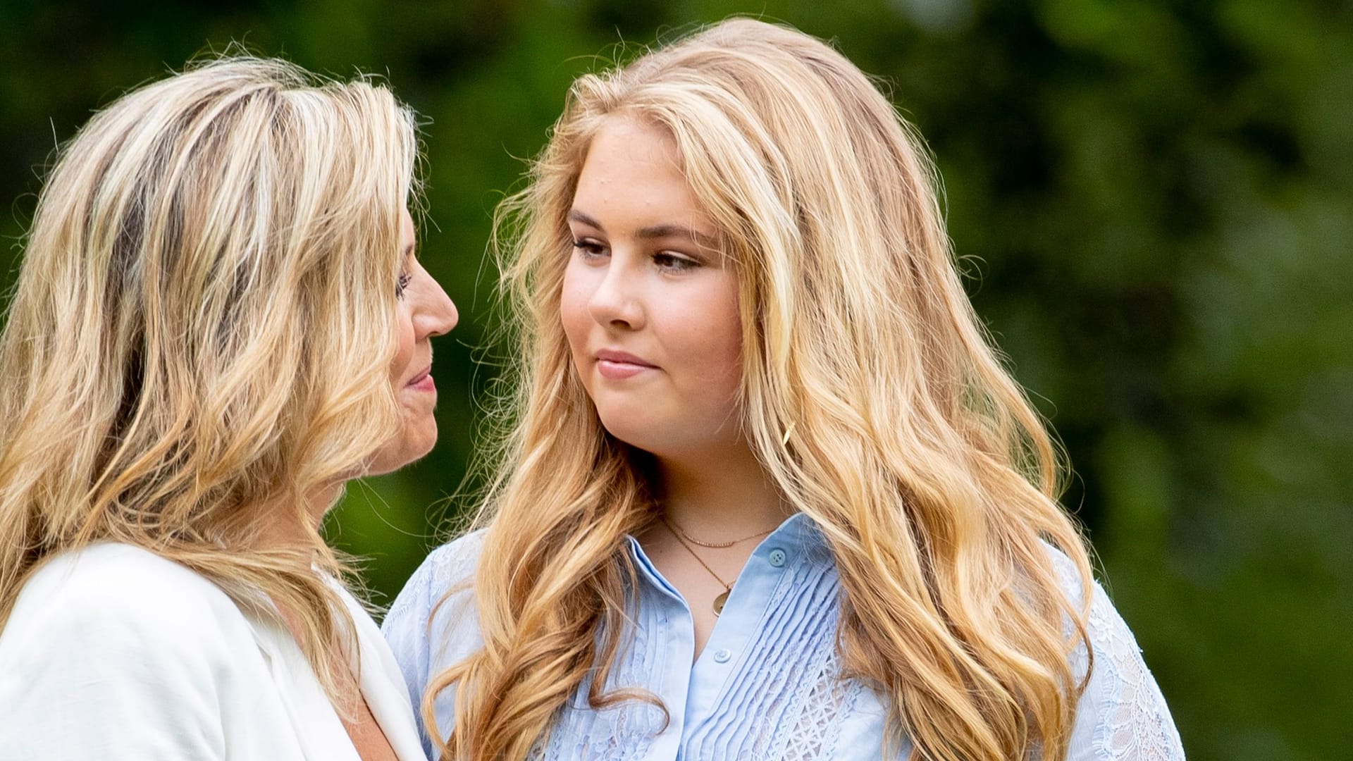 Máxima und Amalia der Niederlande: Die Königin bangt um ihre älteste Tochter.