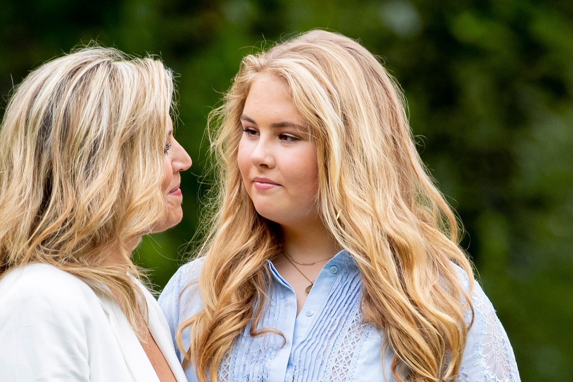 Máxima und Amalia der Niederlande: Die Königin bangt um ihre älteste Tochter.