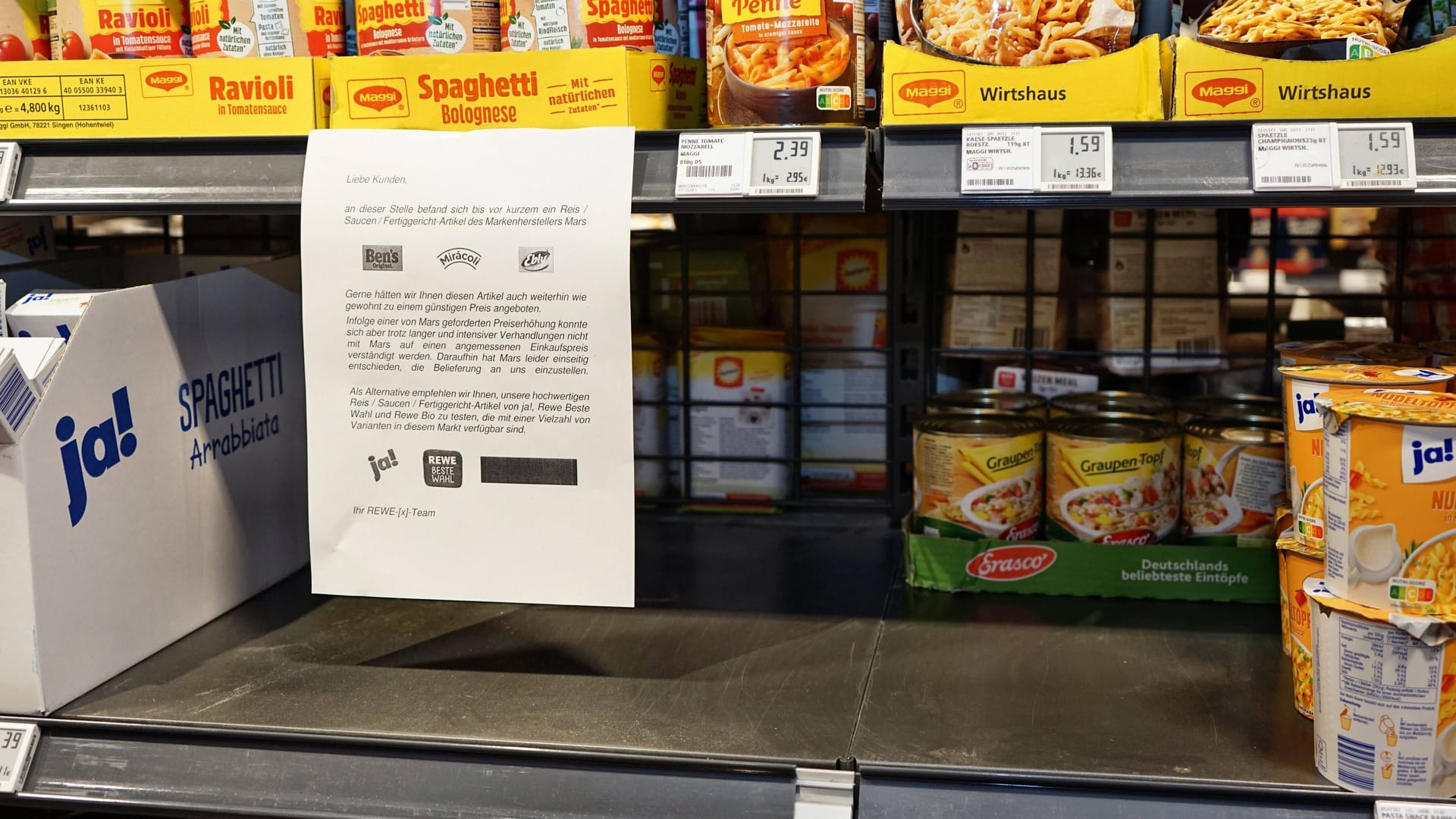 Lieferstopp: Etwa bei Rewe und Edeka gibt es derzeit keine Mars-Produkte mehr. Lieferstopp: Etwa bei Rewe und Edeka gibt es derzeit keine Mars-Produkte mehr.