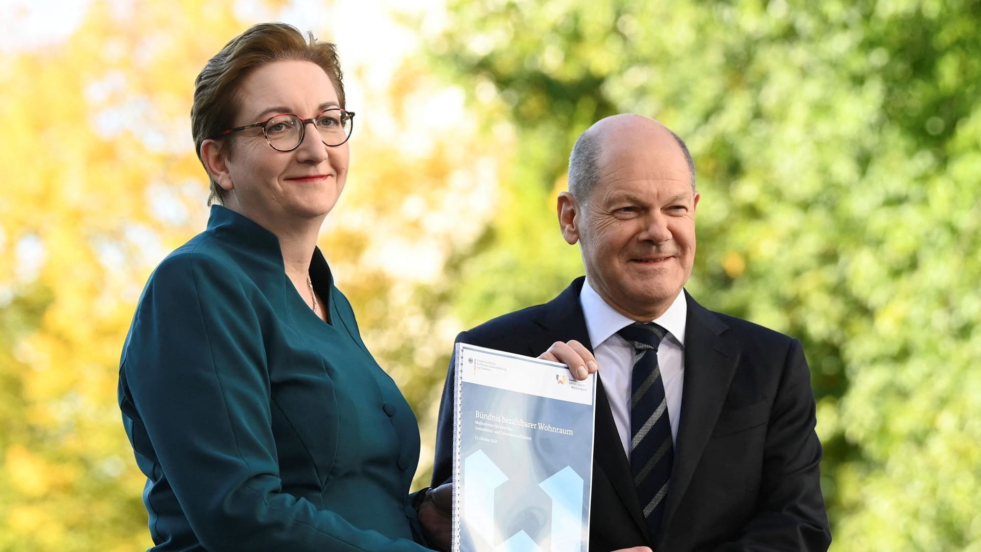 Klara Geywitz und Olaf Scholz: Das "Bündnis bezahlbarer Wohnraum" präsentierte am Mittwoch seine Ergebnisse.