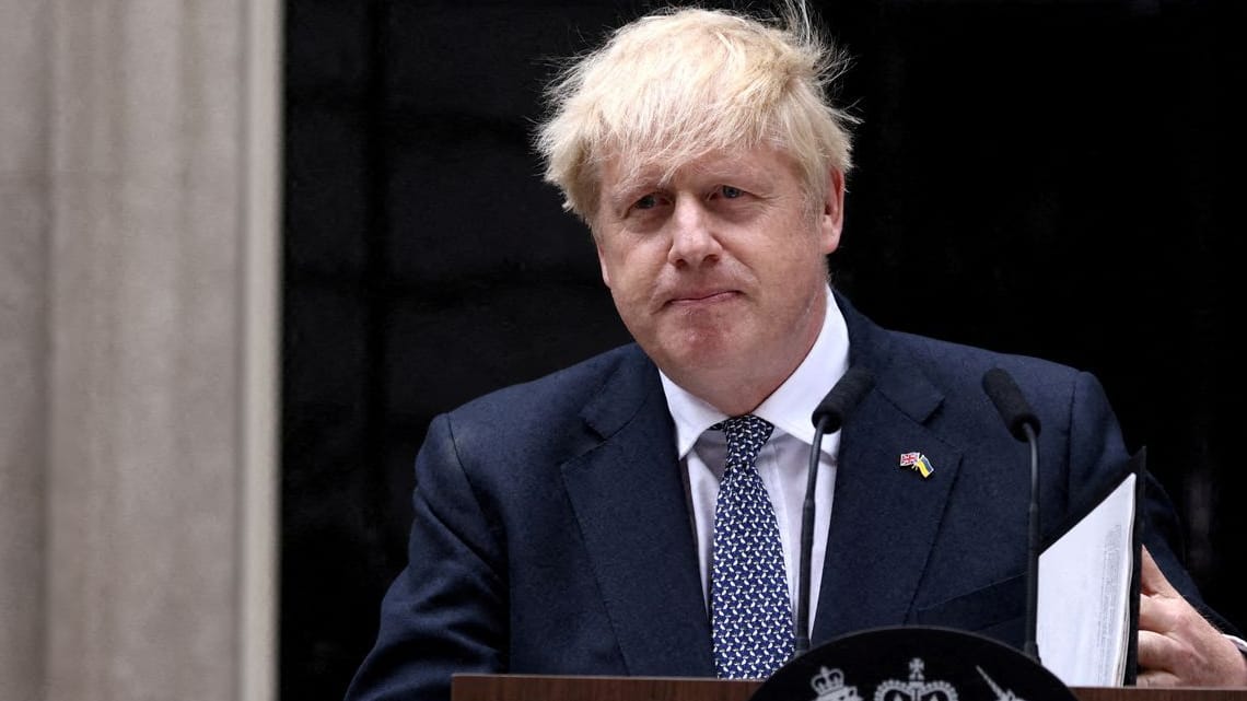 Boris Johnson (Archivbild): Der ehemalige Premier ist nach seinem abgebrochenen Urlaub wieder in Großbritannien gelandet.