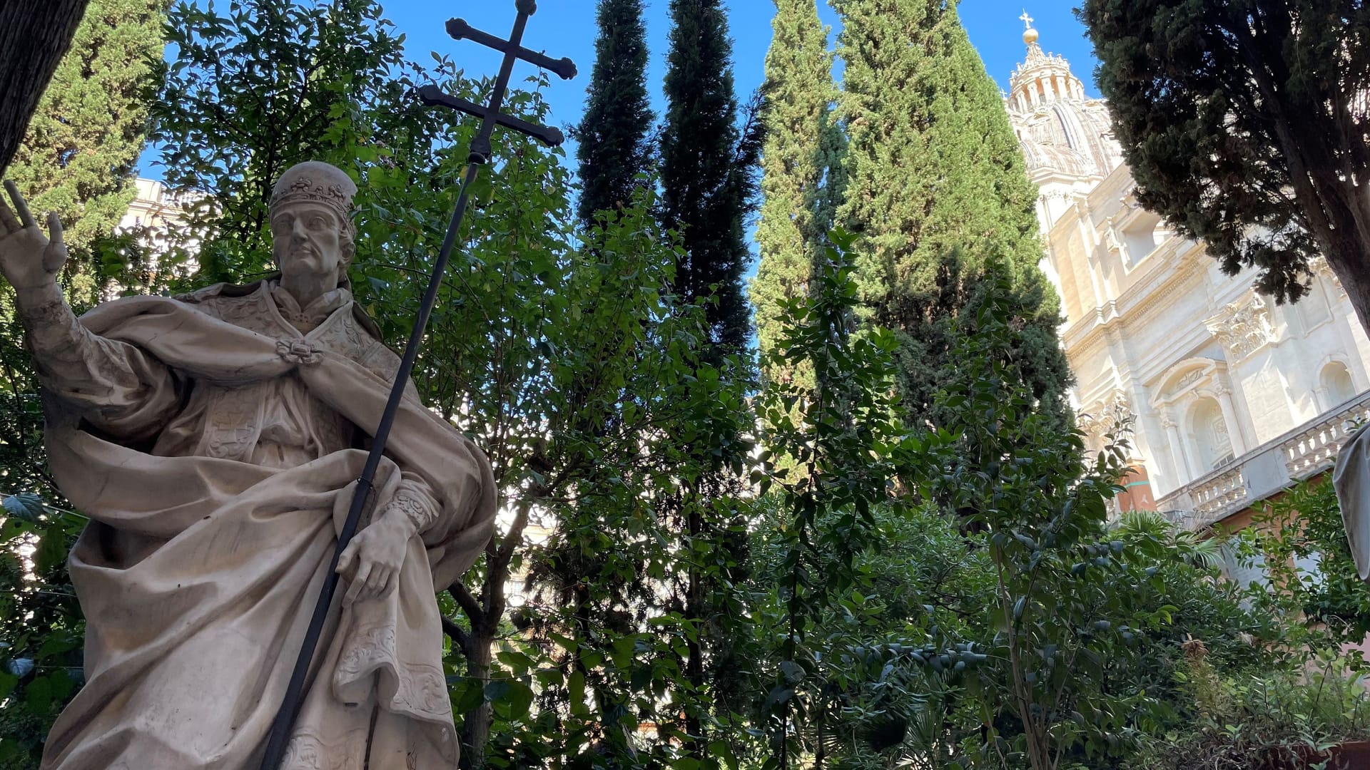 «Ich begehre Einlass zum Campo Teutonico!»: Mit dieser Losung kommt man auf den Friedhof im Schatten des Vatikans.