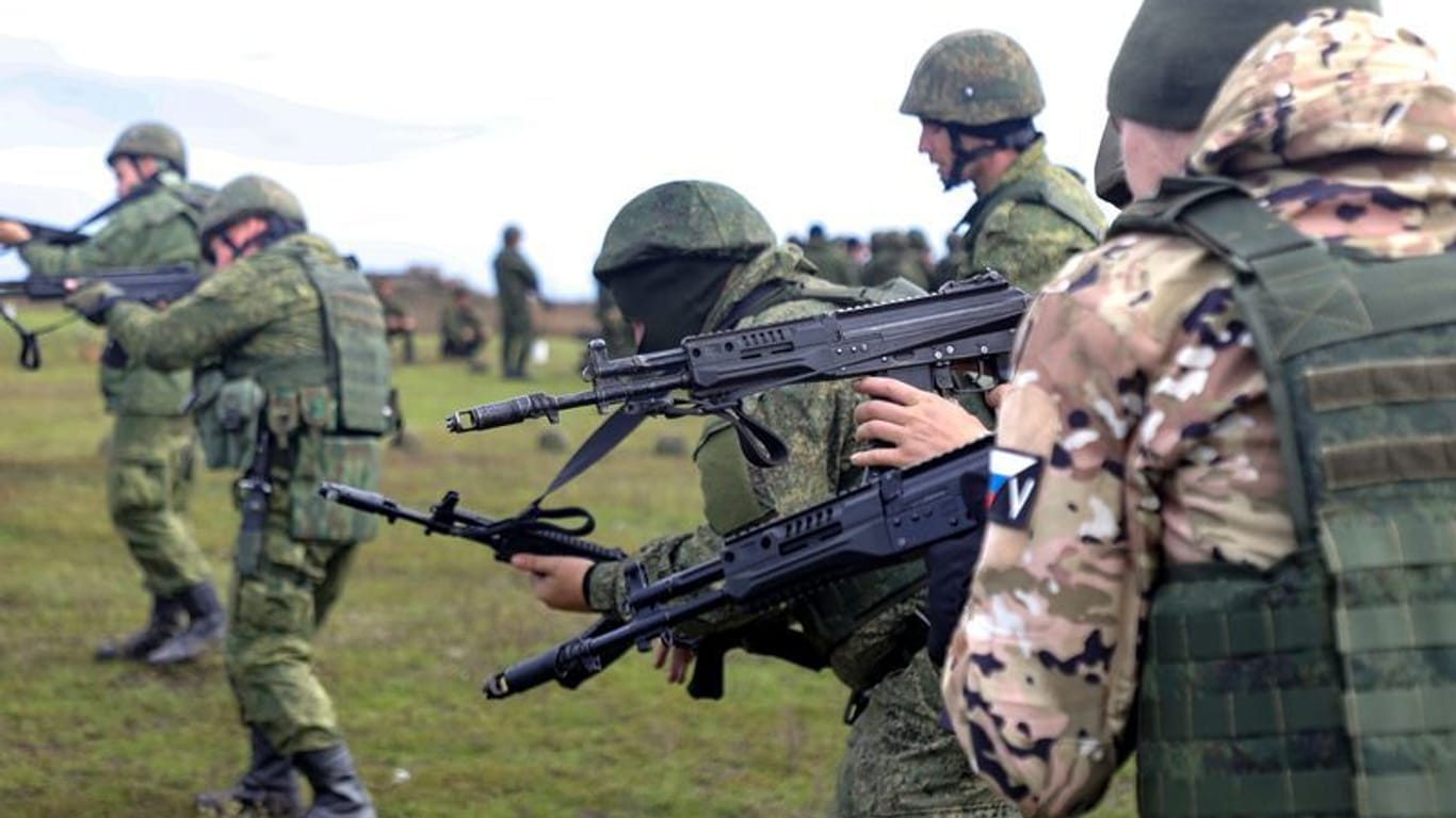 Russlands Soldaten: Das Material ist offenbar knapp.