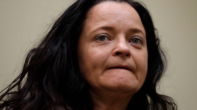 Beate Zschäpe: Deutschlands oberstes Gericht hat die Berufung von Zschäpe gegen ihre Verurteilung und lebenslange Haftstrafe abgewiesen. Beate Zschäpe: Deutschlands oberstes Gericht hat die Berufung von Zschäpe gegen ihre Verurteilung und lebenslange Haftstrafe abgewiesen.