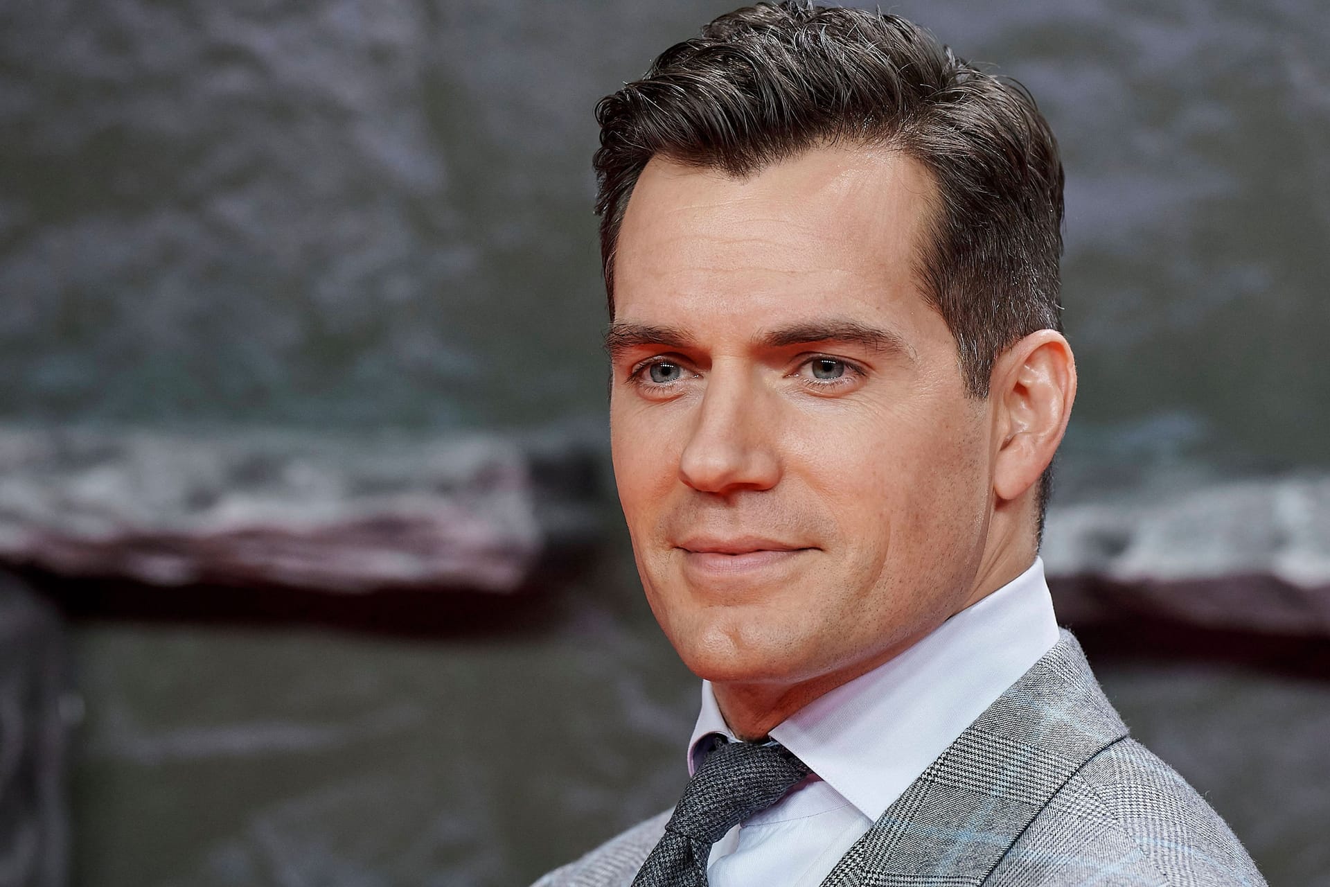 Henry Cavill: Der Schauspieler machte seine aktuelle Beziehung im April 2021 öffentlich, zeigte sich bisher aber noch nicht gemeinsam mit seiner Partnerin.